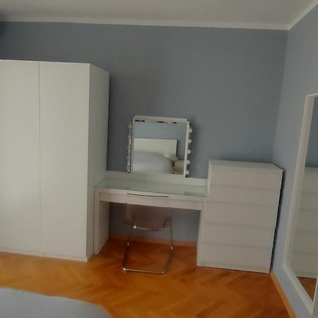 Rainbow Apartment Pula Exterior foto