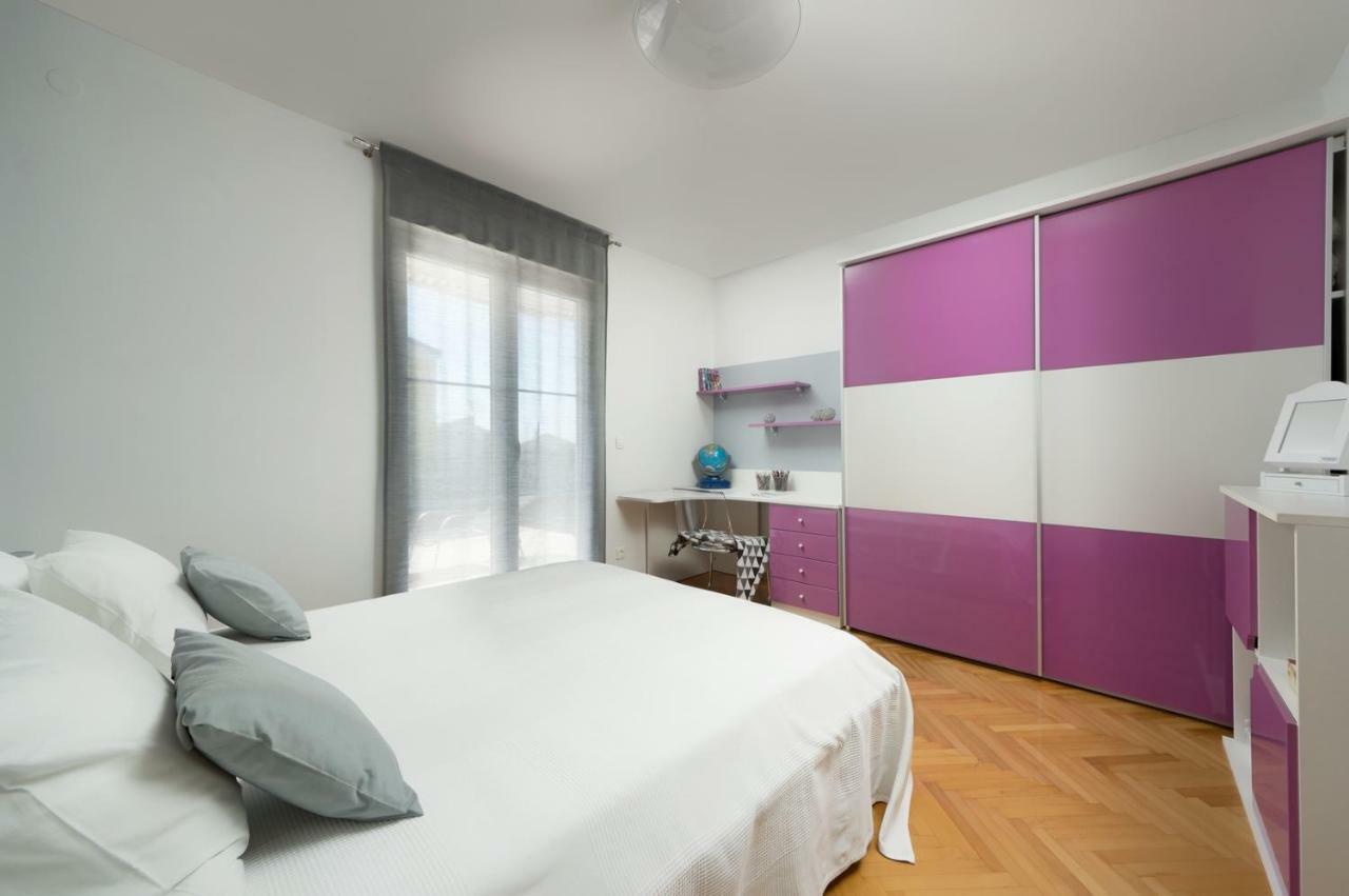 Rainbow Apartment Pula Exterior foto