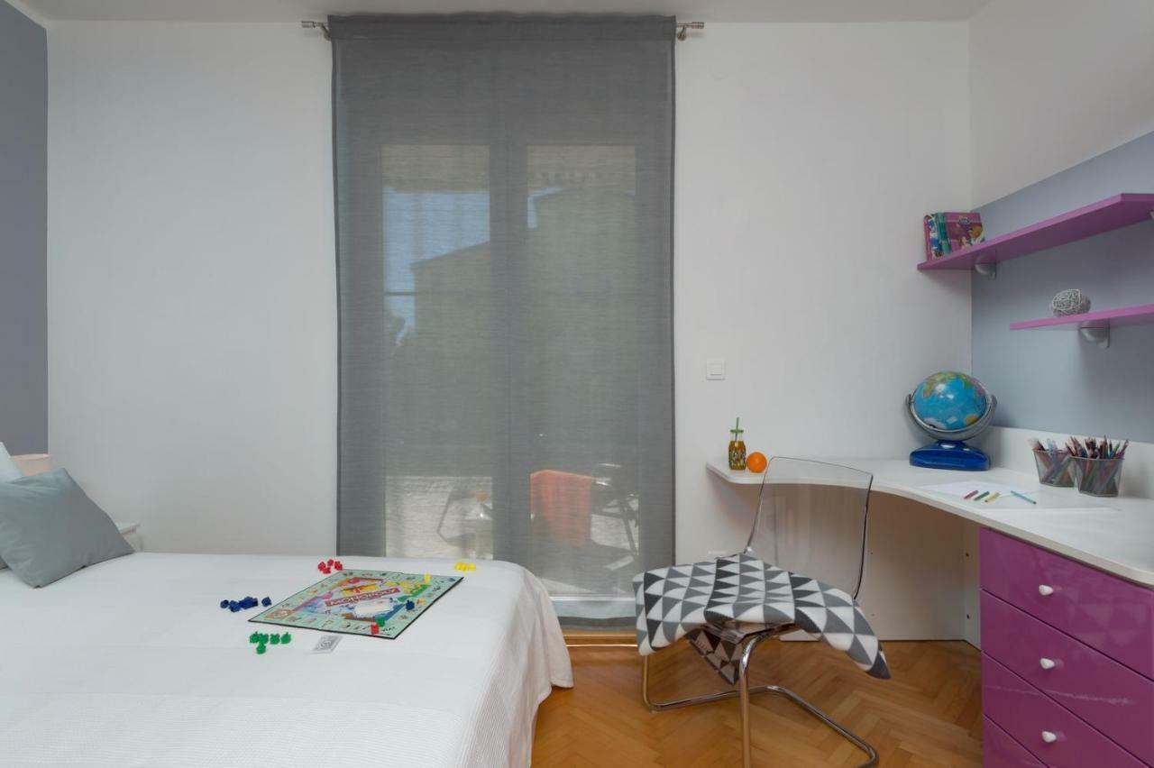 Rainbow Apartment Pula Exterior foto