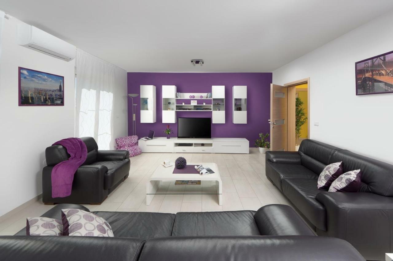 Rainbow Apartment Pula Exterior foto