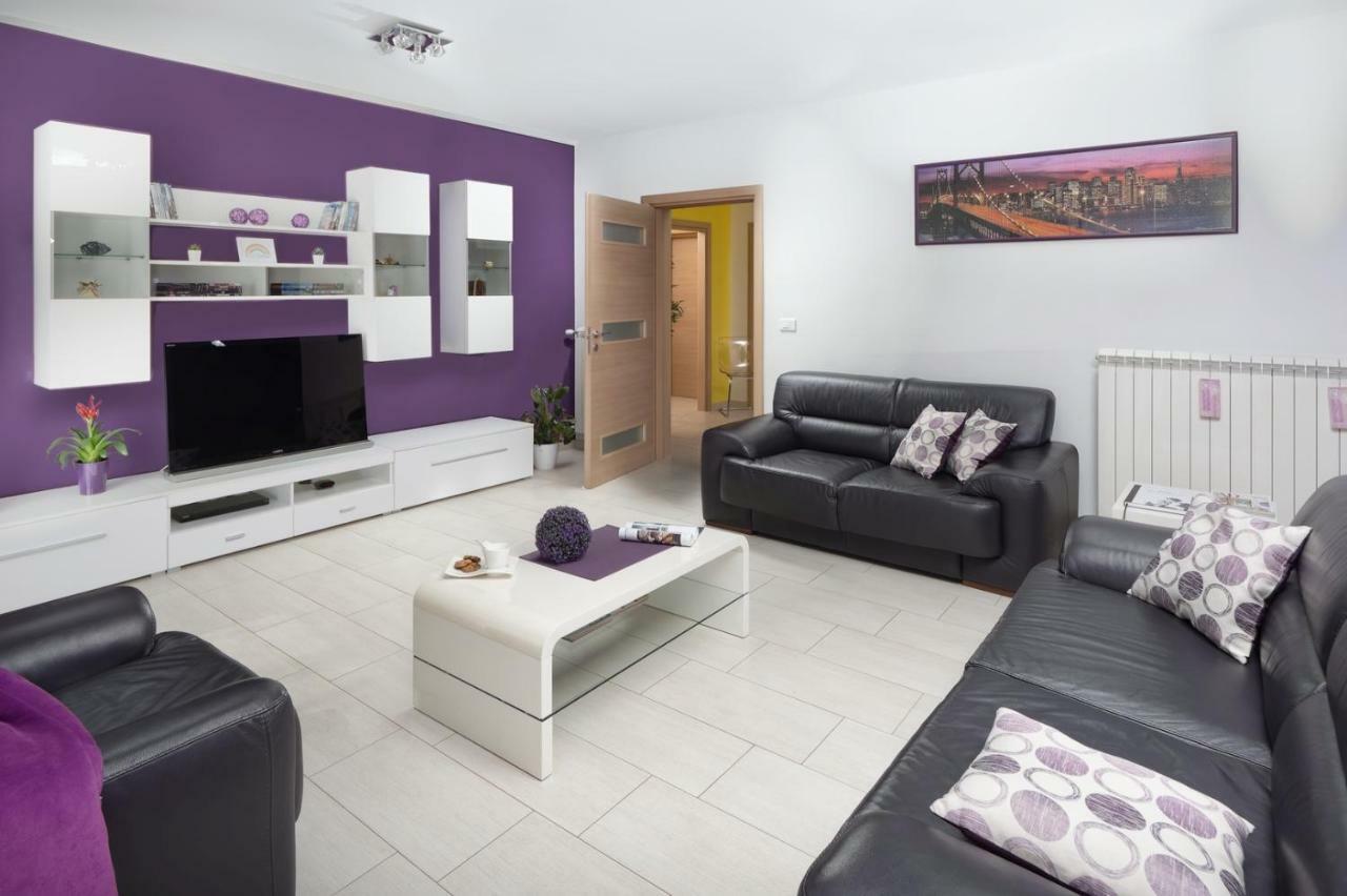 Rainbow Apartment Pula Exterior foto