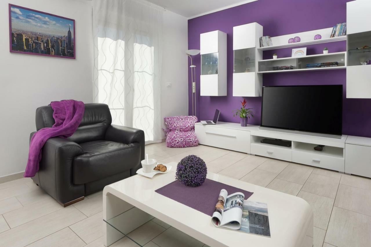Rainbow Apartment Pula Exterior foto